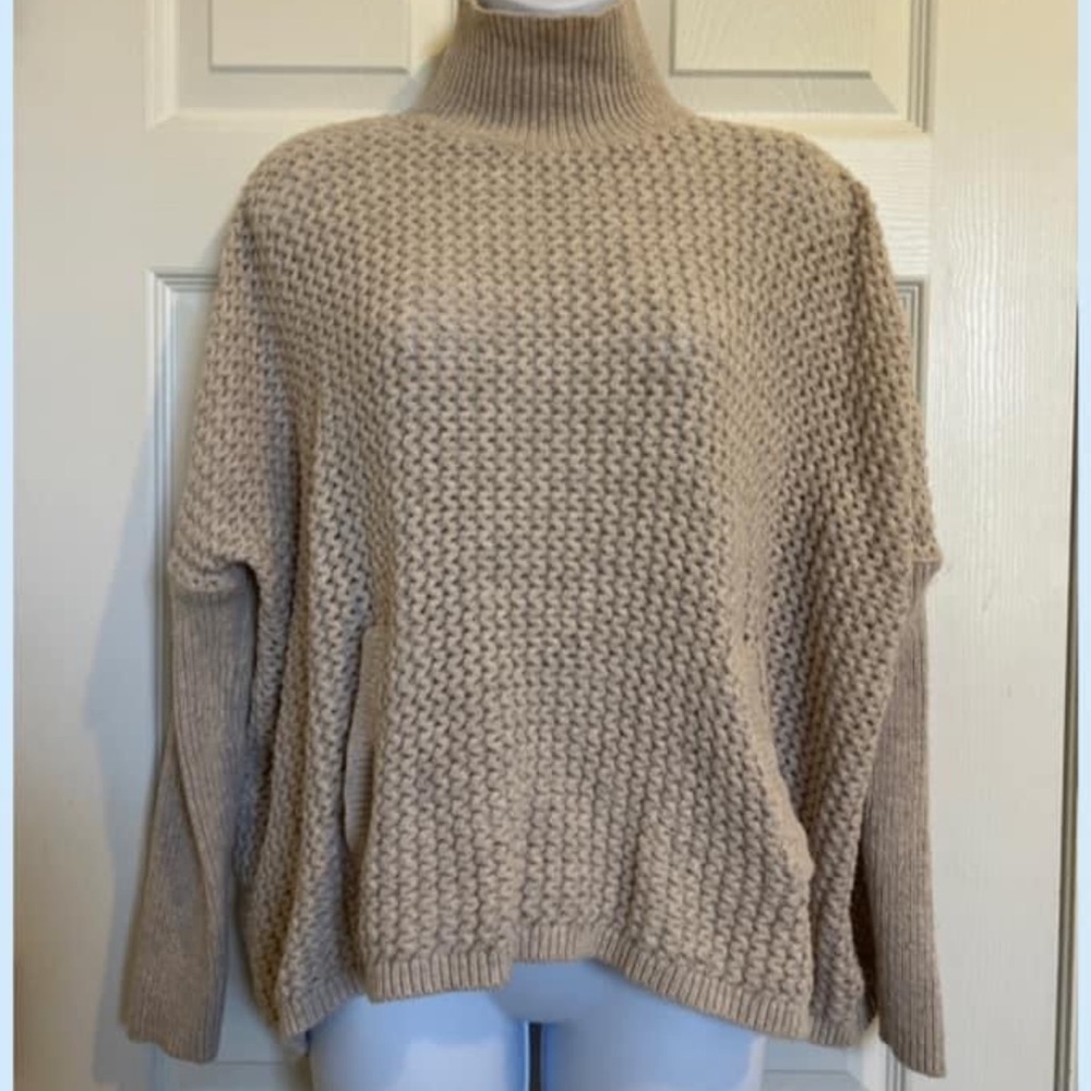 Small Loft Sweater